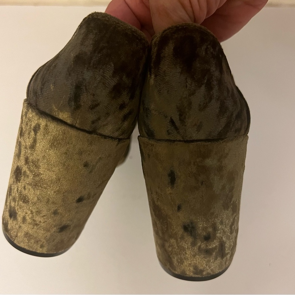 Cabi Crushed Velvet Interlock Block Open Toe Heel… - image 4